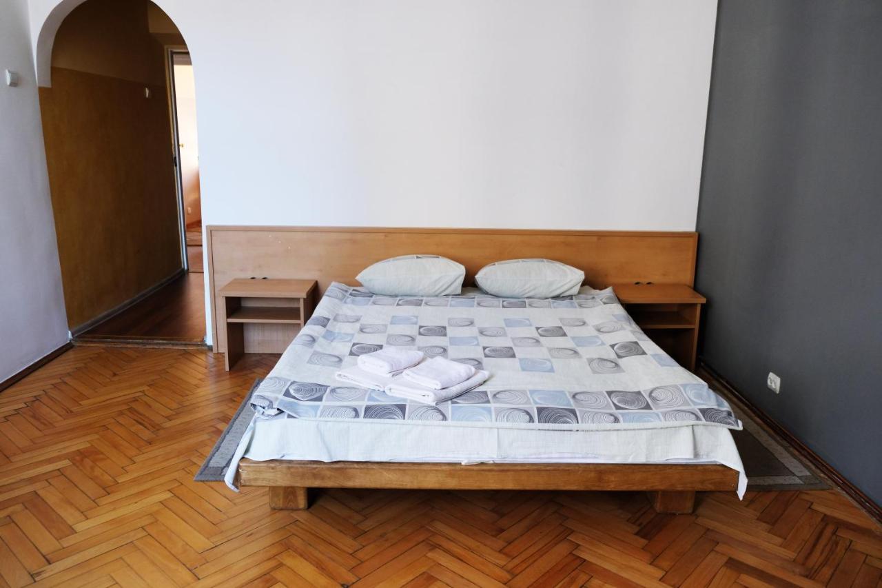 Apartment On Svobody Avenue Lviv Luaran gambar