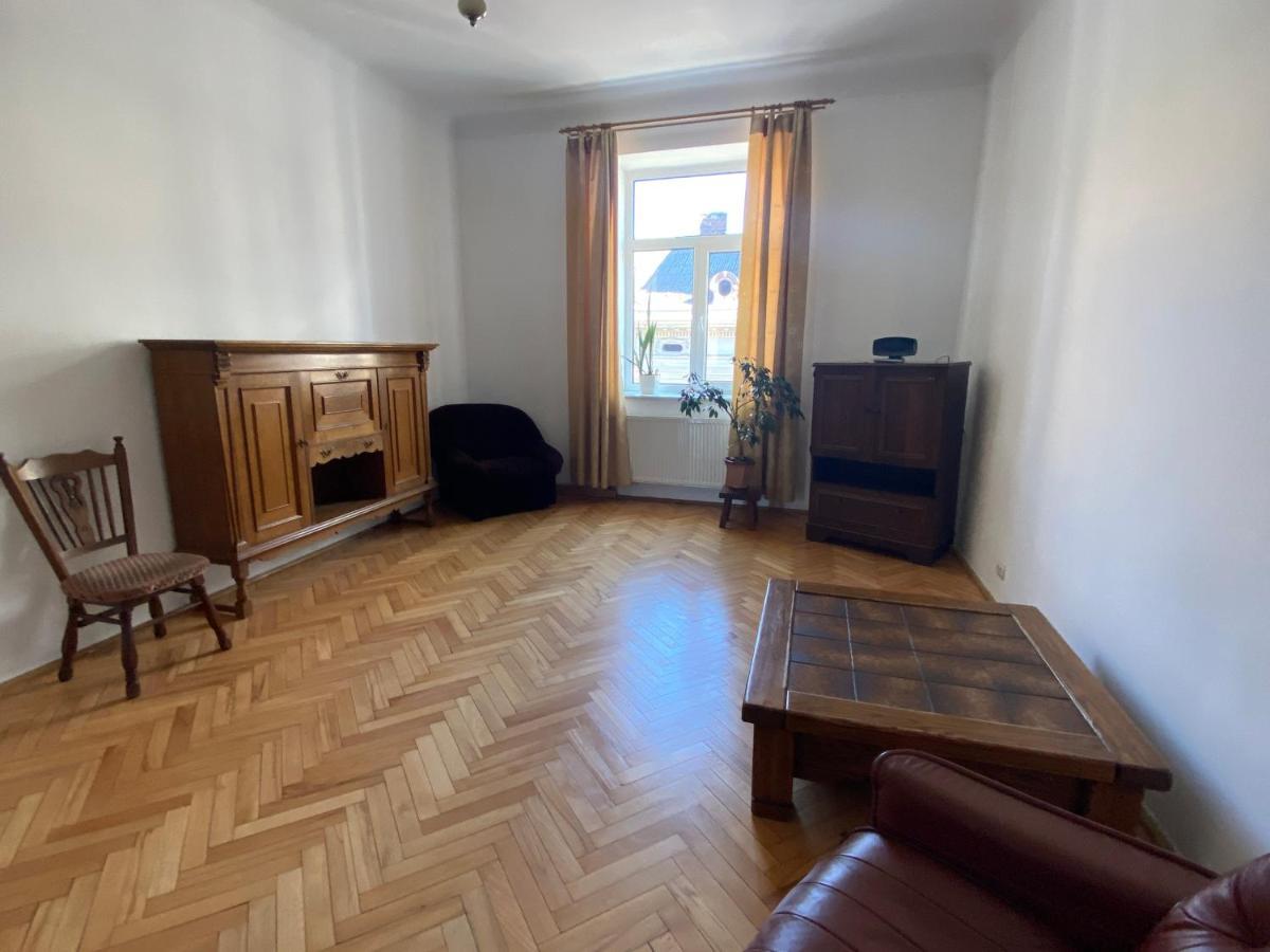 Apartment On Svobody Avenue Lviv Luaran gambar